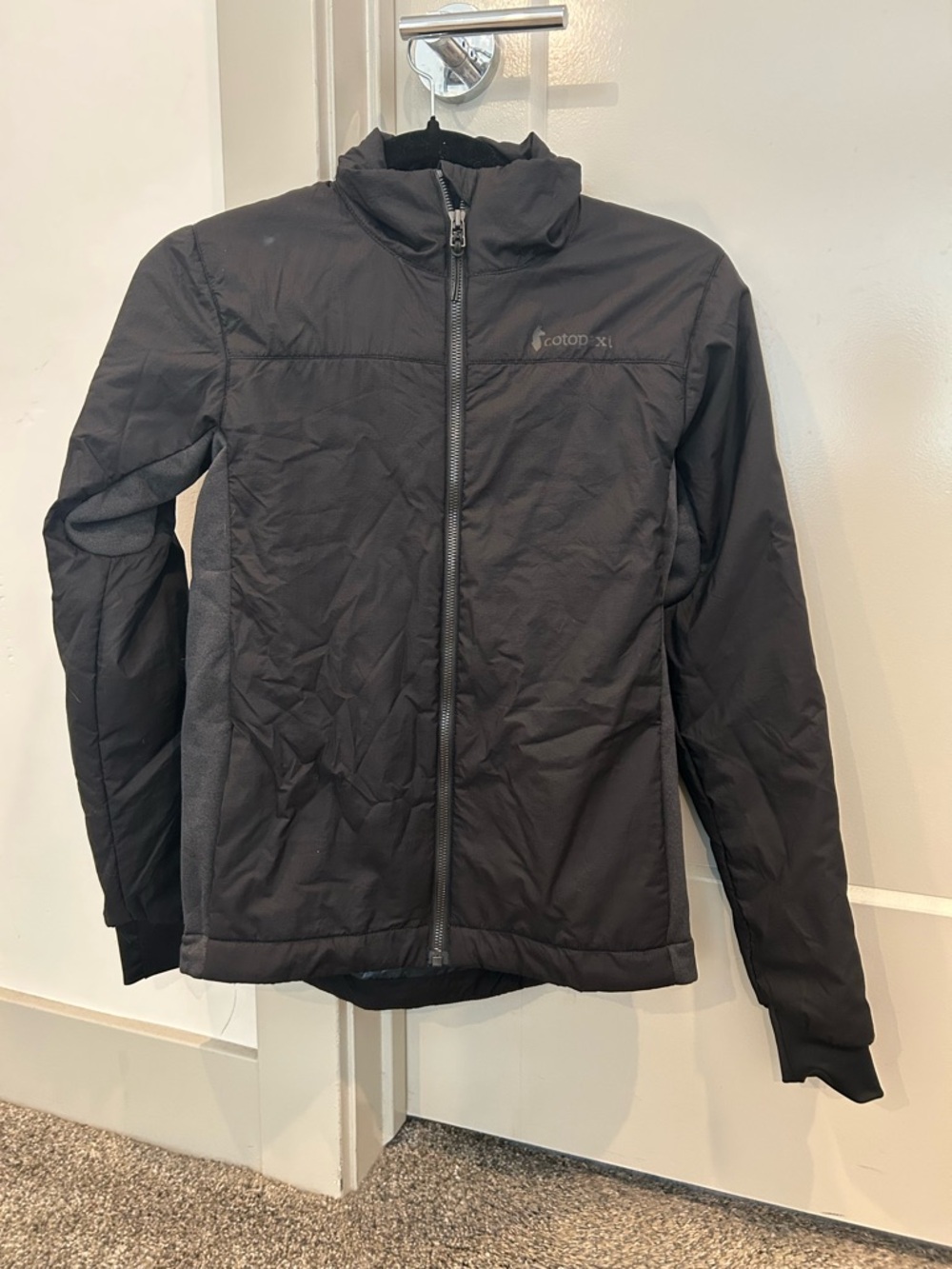 cotopaxi Black Women’s Lightweight Jacket